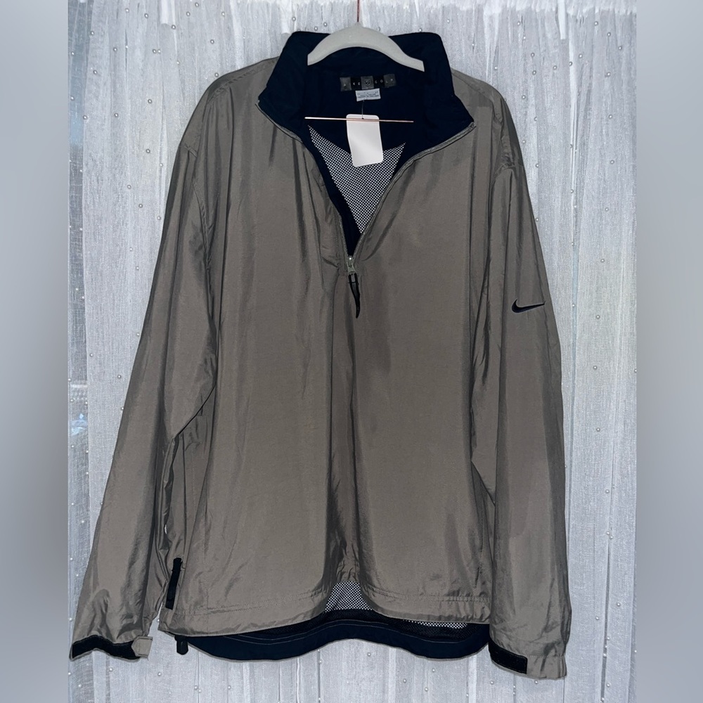 Nike golf half zip pullover windbreaker large